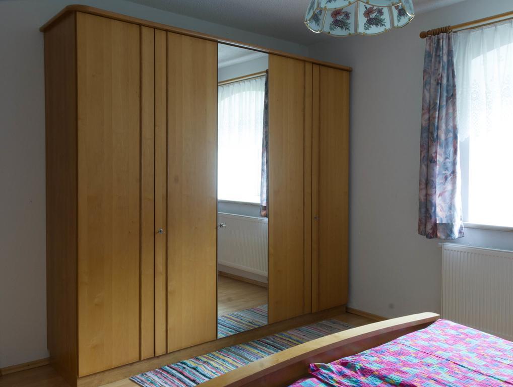 Ganhoer- Fam. Kaar Wintersdorf Room photo